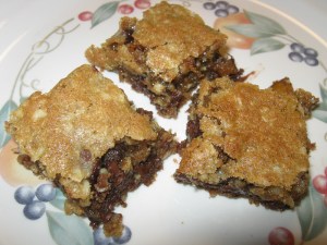 Chocolate Chip Oatmeal Walnut Bars recipe by marissabaker.wordpress.com