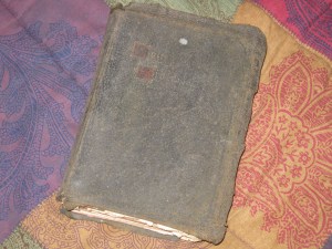 The Bookshelf Tag | marissabaker.wordpress.com